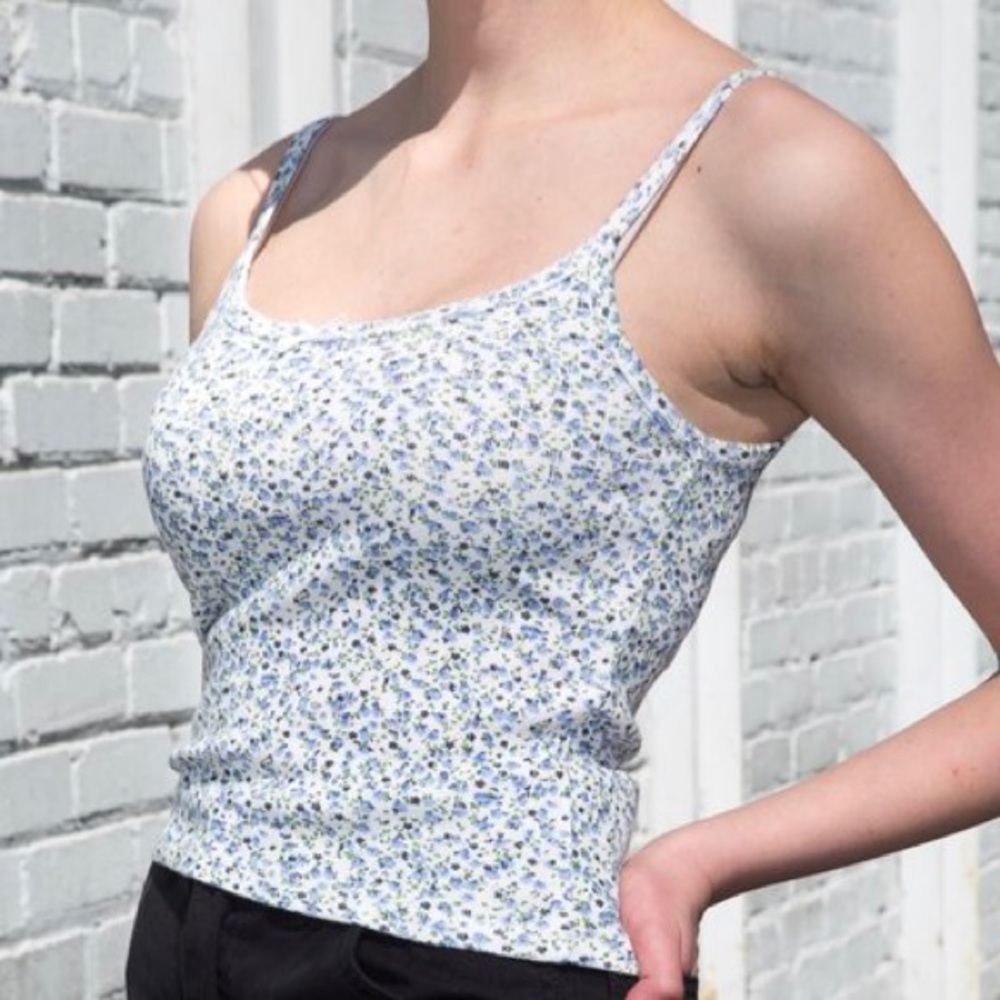 Brandy Melville Skylar bow tank